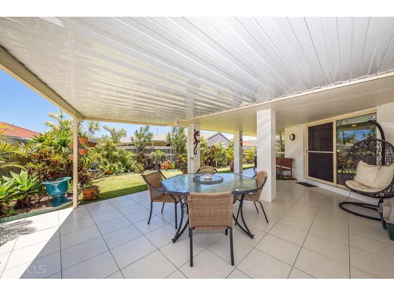 263 Bestmann Road, Sandstone Point QLD 4511