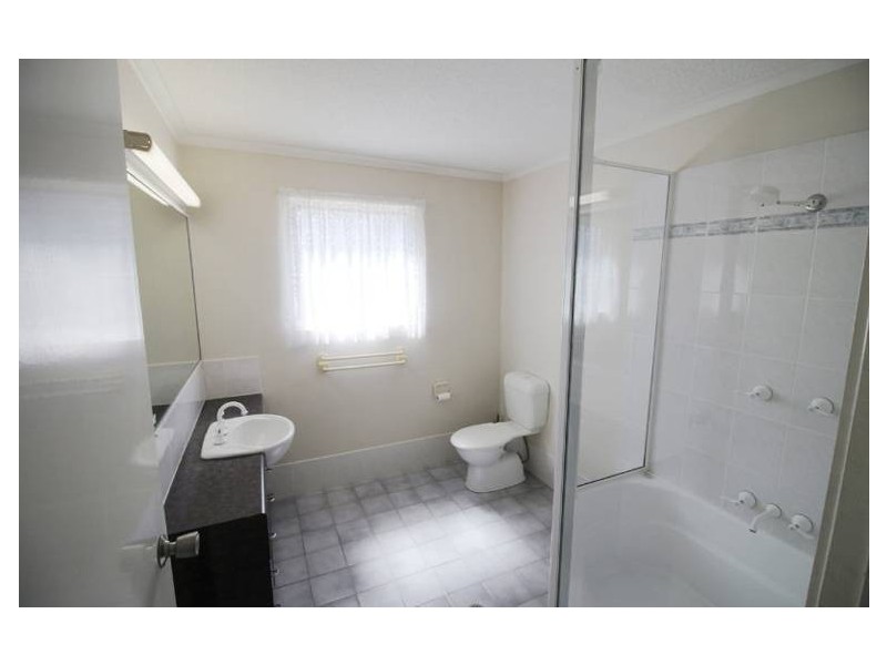 2/22 Rickman Parade, Woorim QLD 4507