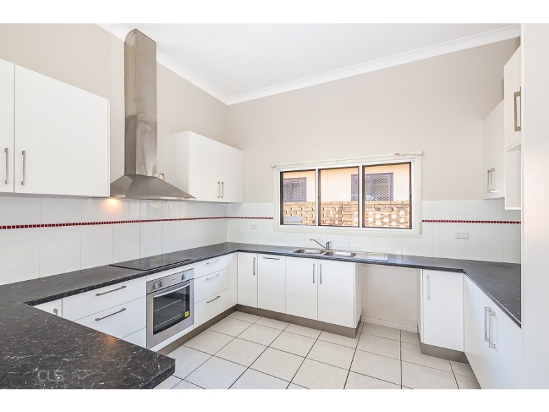 17 Hutchinson Street, Woorim QLD 4507