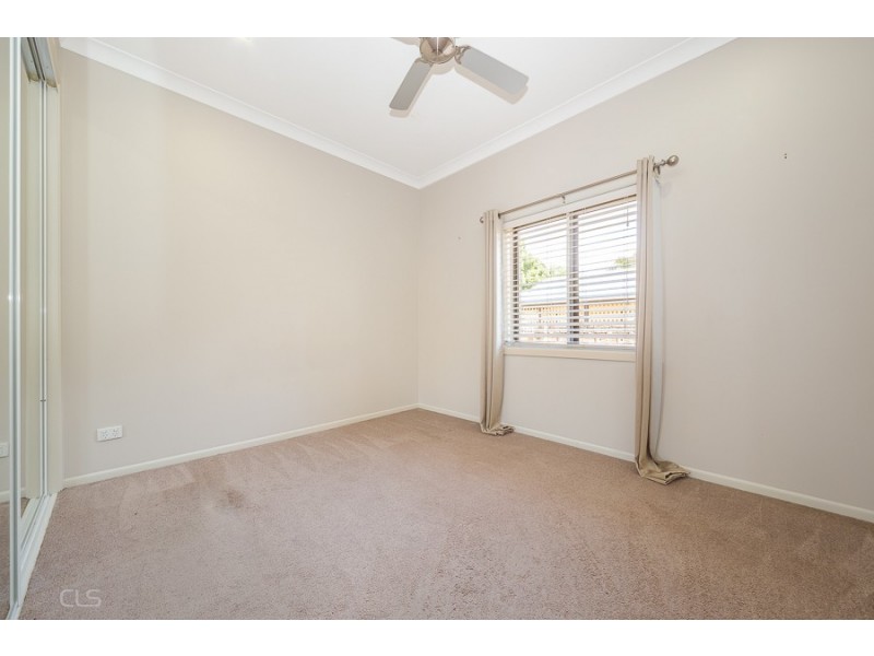 17 Hutchinson Street, Woorim QLD 4507