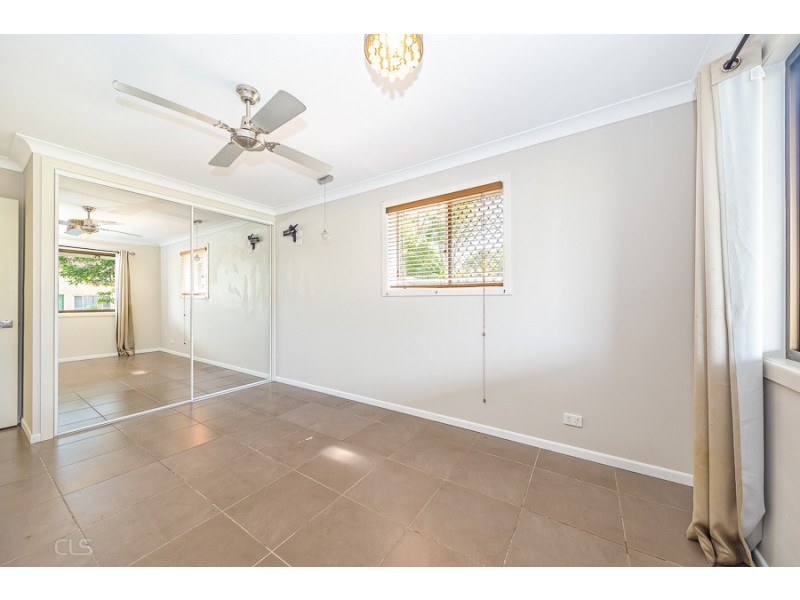 17 Hutchinson Street, Woorim QLD 4507