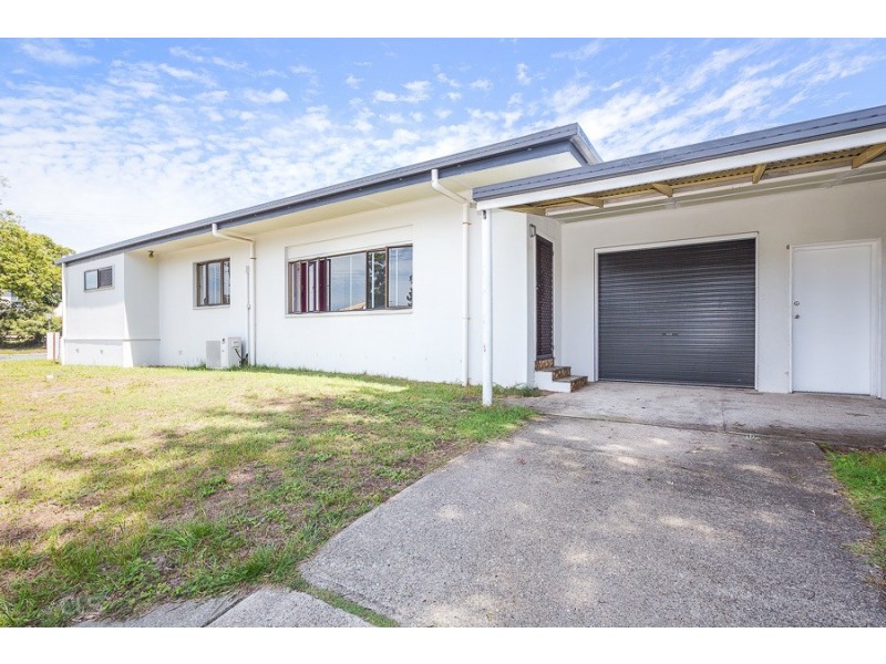 17 Hutchinson Street, Woorim QLD 4507