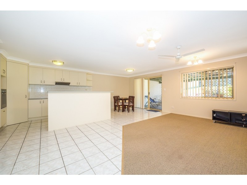 2/28 Headsail Drive, Banksia Beach QLD 4507