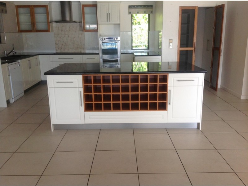 7 Dolphin, Bongaree QLD 4507