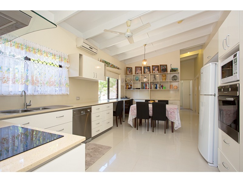 48 Phoenix Avenue, Bongaree QLD 4507