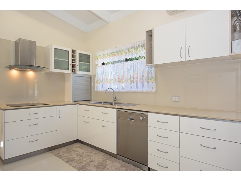 48 Phoenix Avenue, Bongaree QLD 4507