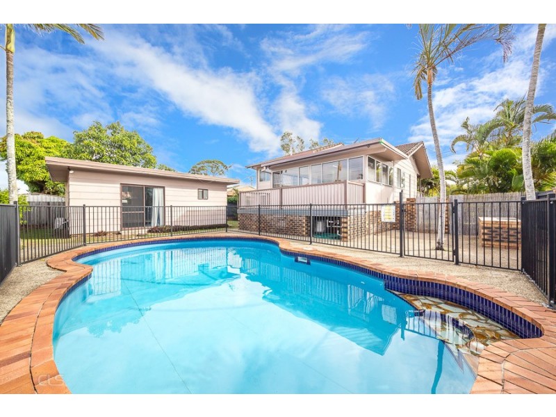7 Pembroke Place, Banksia Beach QLD 4507
