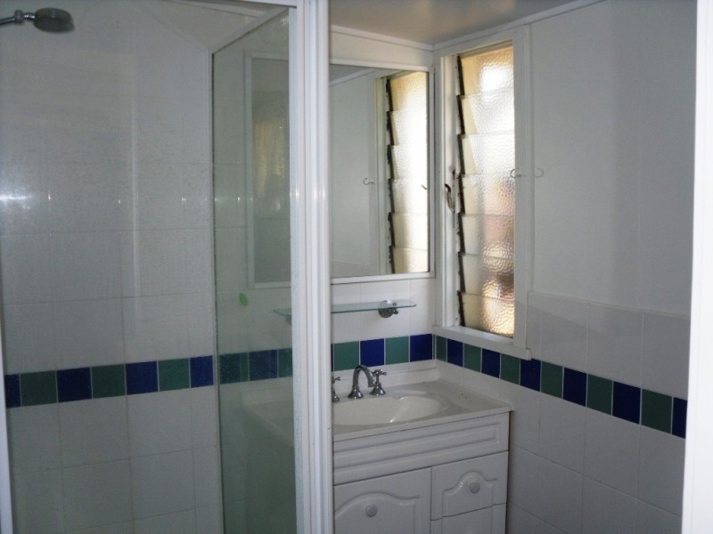 34 Spowers Street, Bongaree QLD 4507