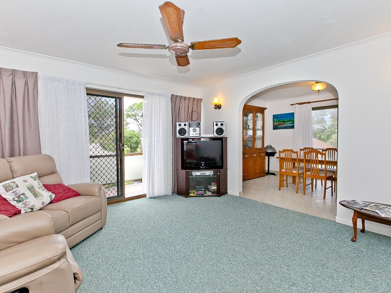 2/12 Murray Street, Woorim QLD 4507