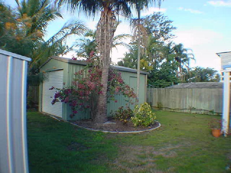 22 Hazell Ave, Banksia Beach QLD 4507