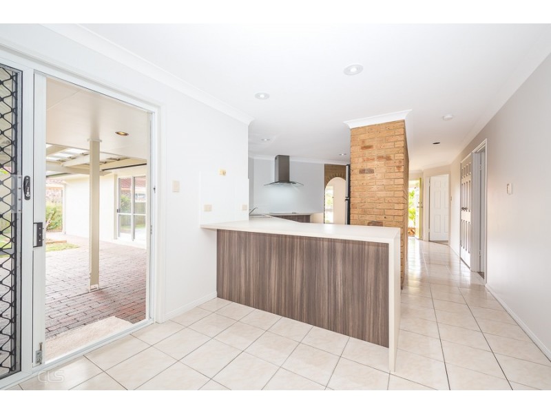 18 Castaway Court, Banksia Beach QLD 4507