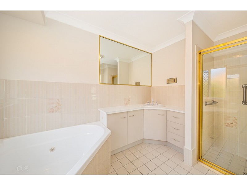 18 Castaway Court, Banksia Beach QLD 4507