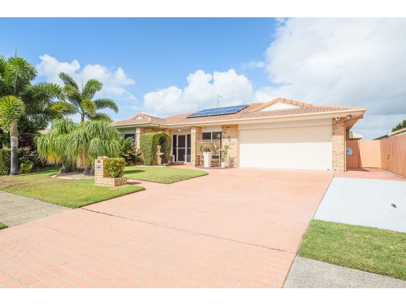 218 Endeavour Drive, Banksia Beach QLD 4507