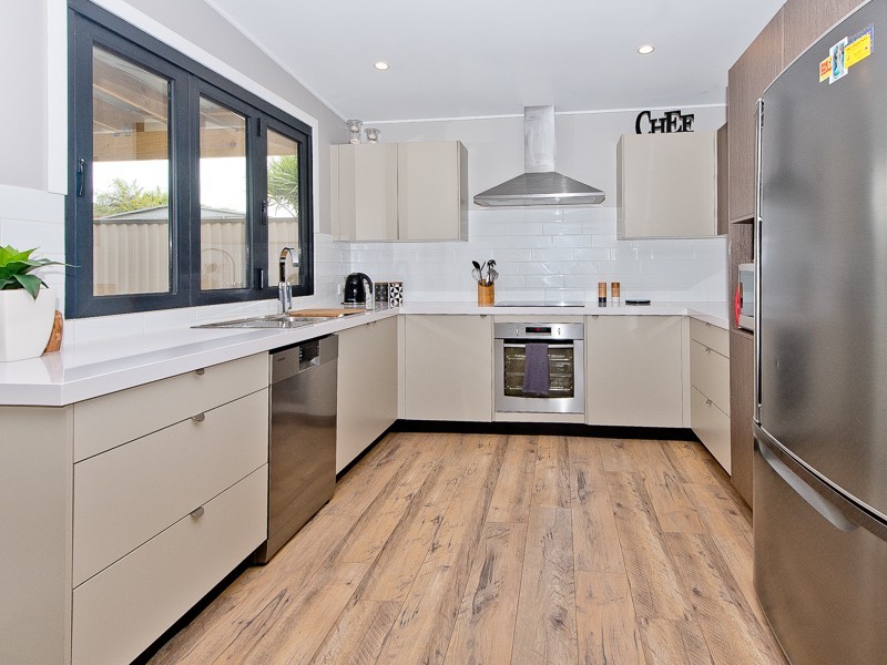 6 Miramar Street, Bongaree QLD 4507