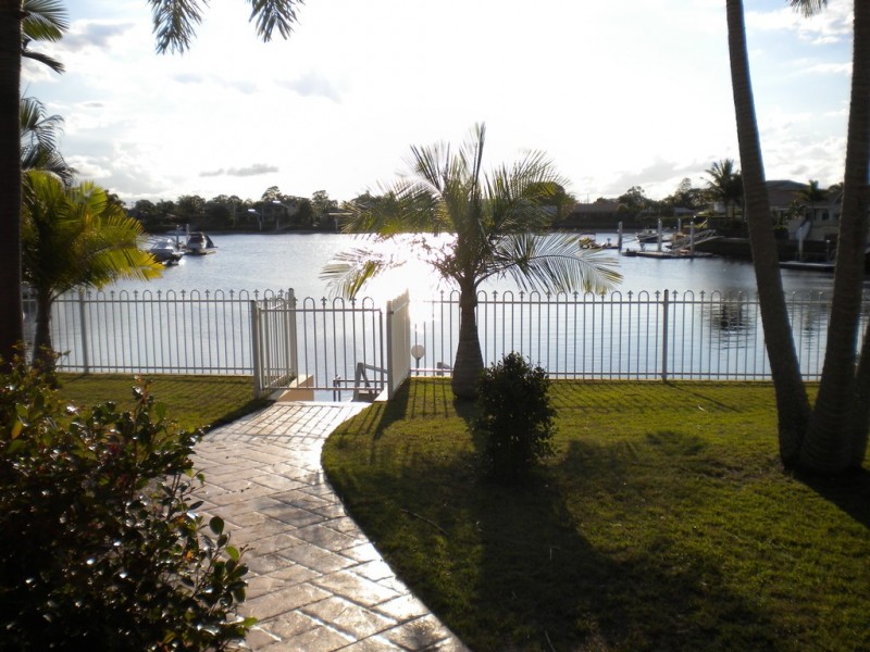 2 Bass Court, Banksia Beach QLD 4507