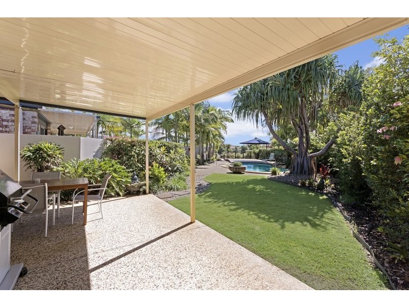 1/6 Topsail Cct, Banksia Beach QLD 4507