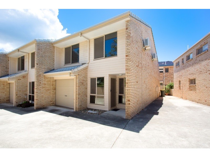 Sandstone Point QLD 4511