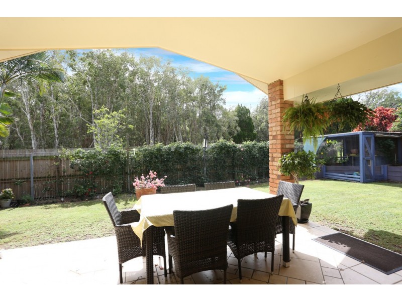 34 Gordon Crescent, Sandstone Point QLD 4511