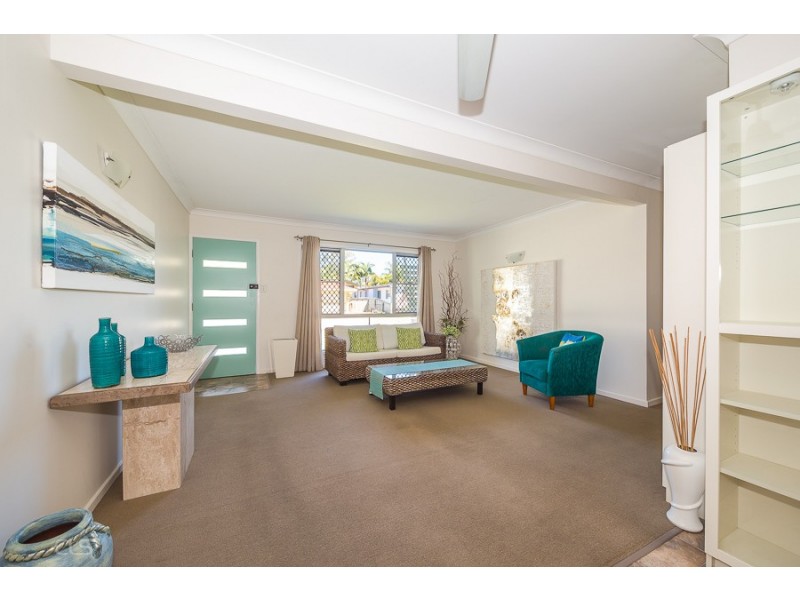 7 Paradise Parade, Bongaree QLD 4507