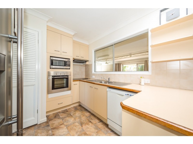 7 Paradise Parade, Bongaree QLD 4507