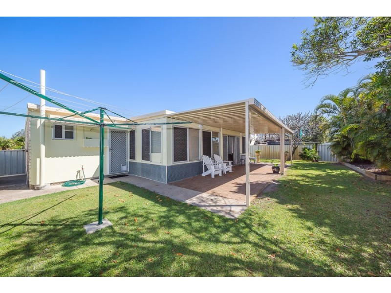7 Paradise Parade, Bongaree QLD 4507