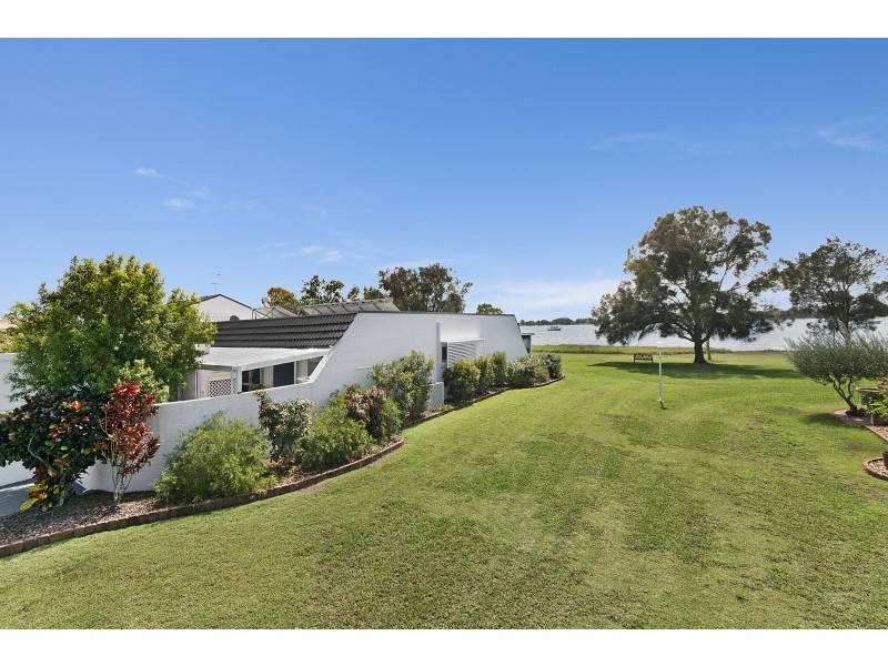 7a/16 Spinnaker, Sandstone Point QLD 4511