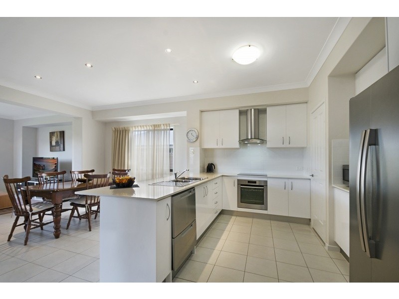 146 Marina Blvd, Banksia Beach QLD 4507