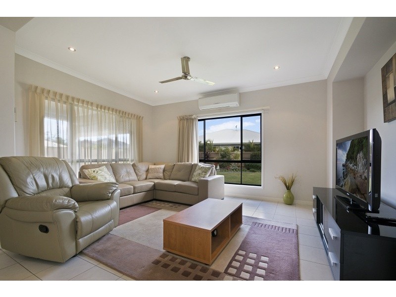 146 Marina Blvd, Banksia Beach QLD 4507
