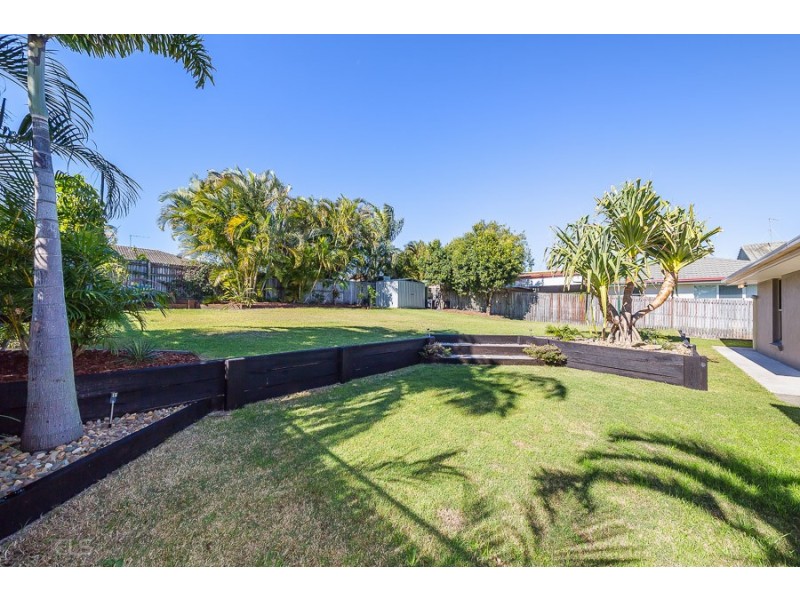 26 Headsail Drive, Banksia Beach QLD 4507