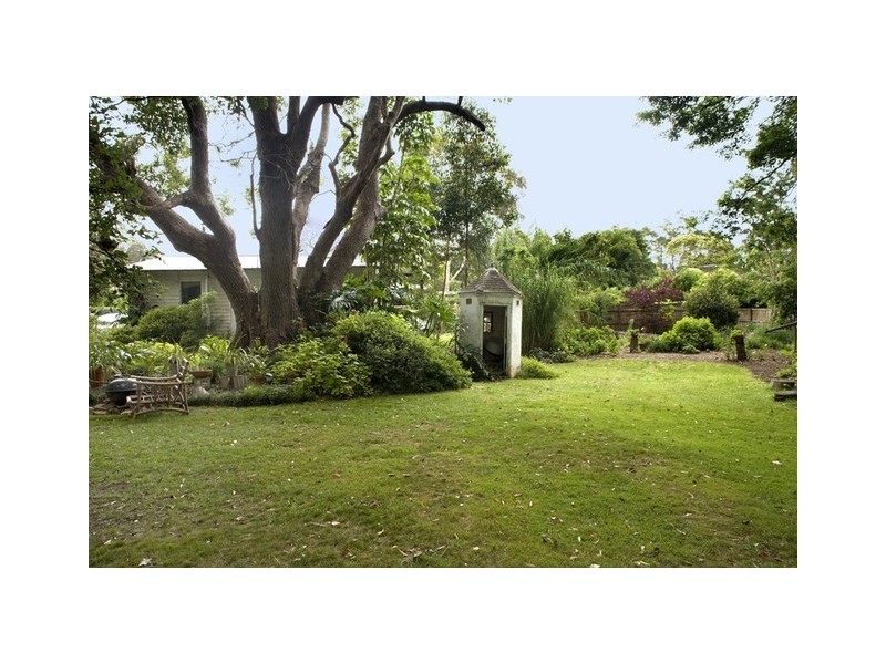 10 Woniora Avenue, Wahroonga NSW 2076