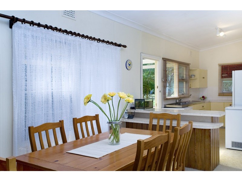 4 Lyon Avenue, Turramurra NSW 2074