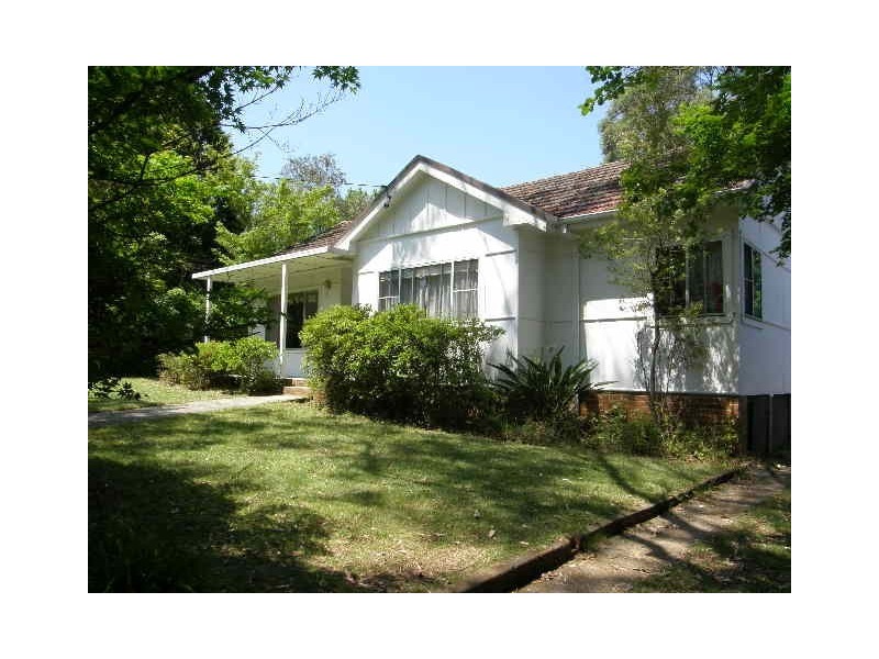 31 EDWARDS ROAD, Wahroonga NSW 2076