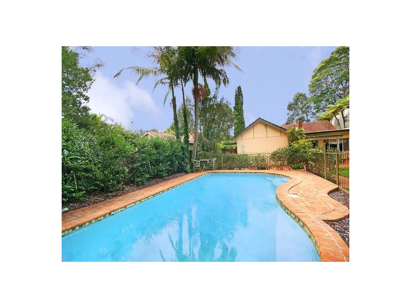 4 Challis Avenue, Turramurra NSW 2074