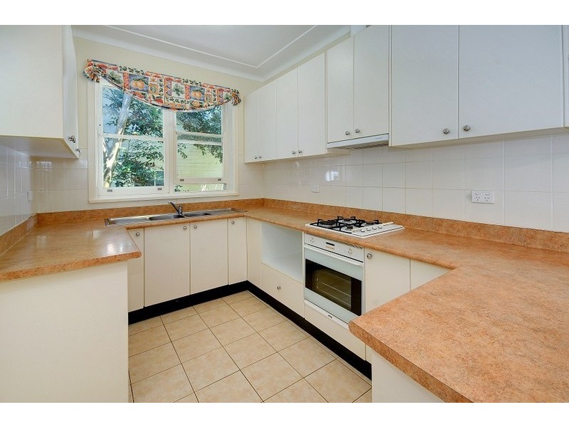 17 Putarri Avenue, St Ives NSW 2075