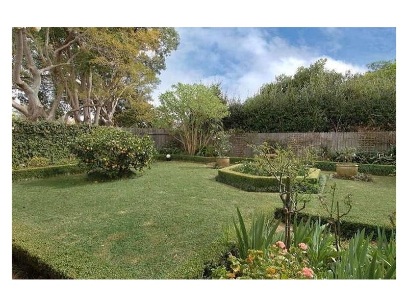 18 Rosemount Avenue, Pennant Hills NSW 2120