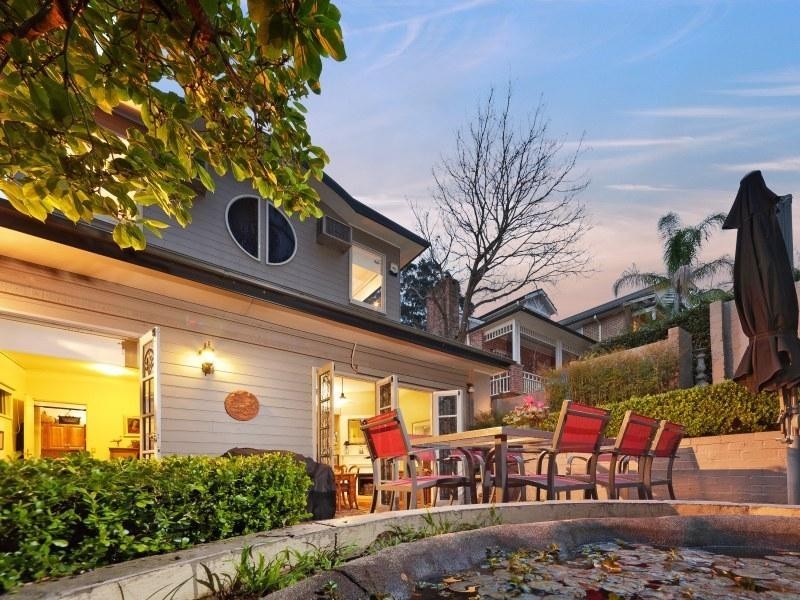 9 DUFF STREET, Turramurra NSW 2074