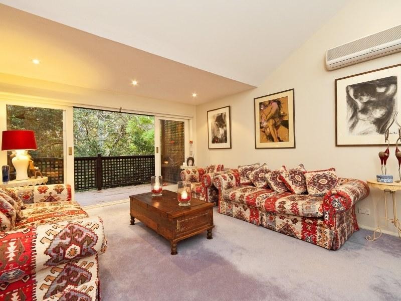 9 DUFF STREET, Turramurra NSW 2074