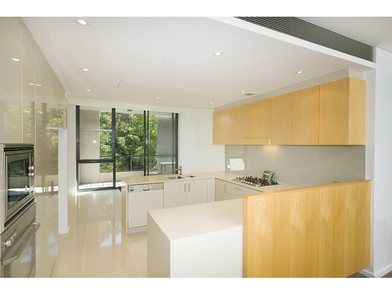 Penthouse 5 / 2 Marshall Avenue, Warrawee NSW 2074