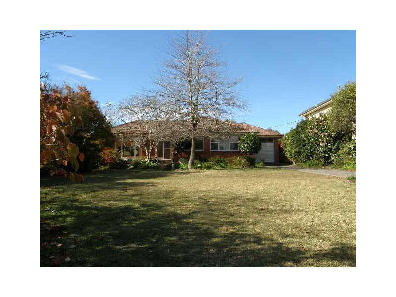 9  Handley Avenue, Turramurra NSW 2074