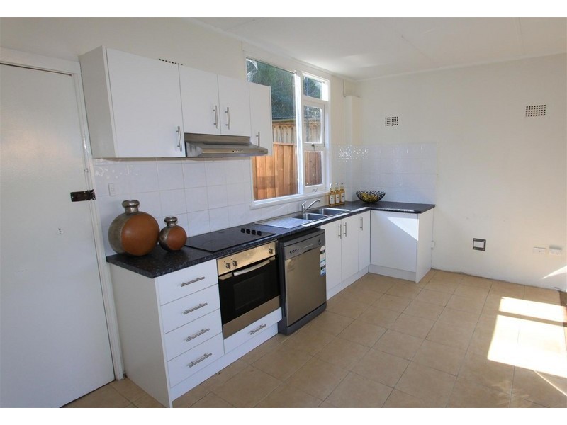 2/131A Burdett Street, Wahroonga NSW 2076