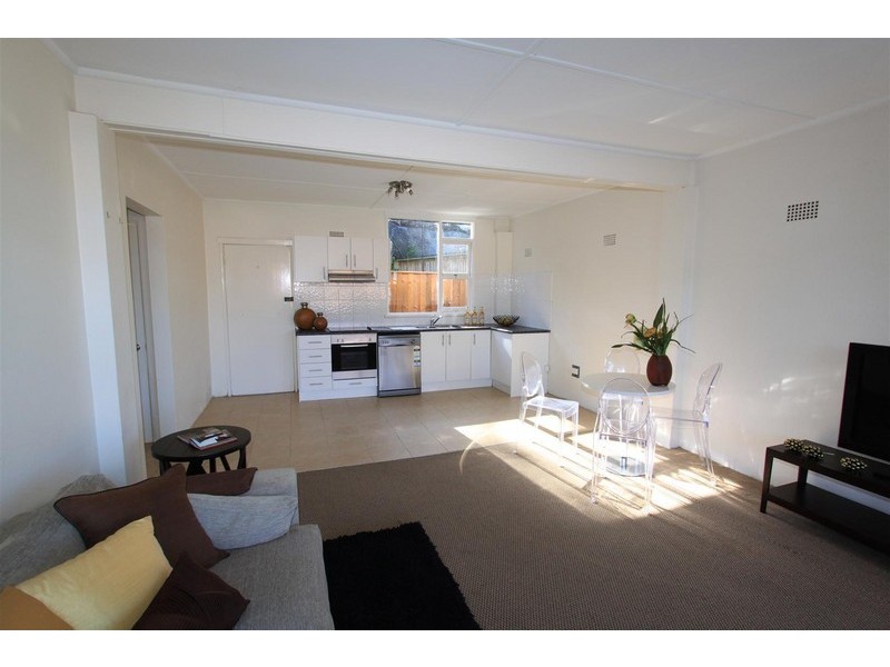 2/131A Burdett Street, Wahroonga NSW 2076