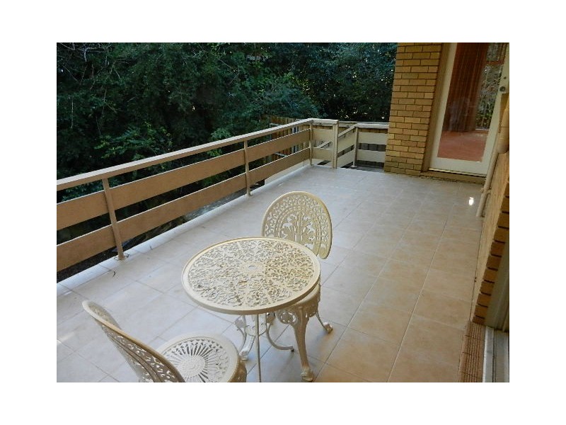 10 Mitchell Crescent, Warrawee NSW 2074