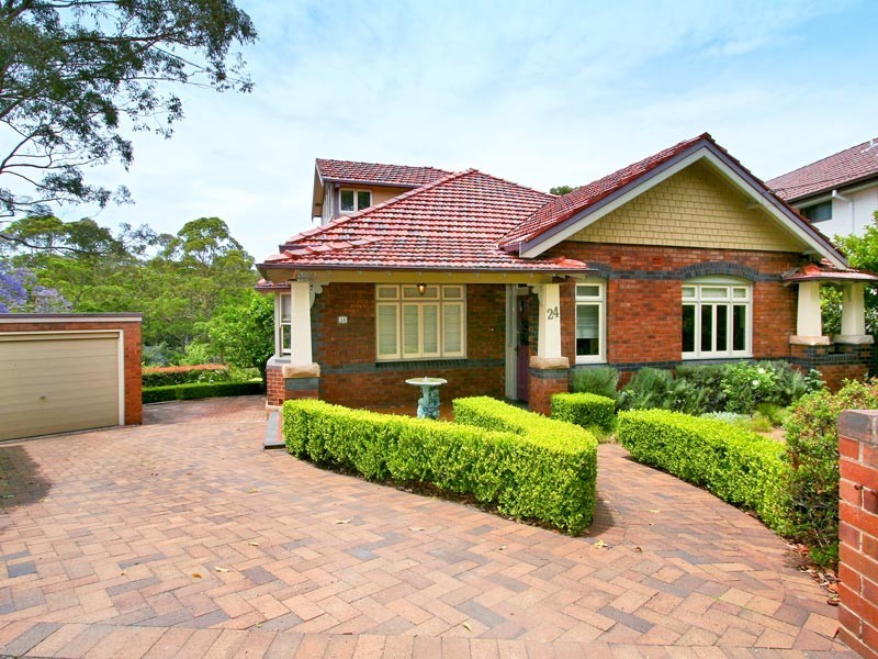 24 Shirley Road, Roseville NSW 2069