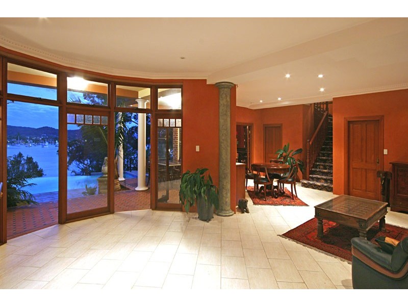 96 Daley Avenue, Daleys Point NSW 2257