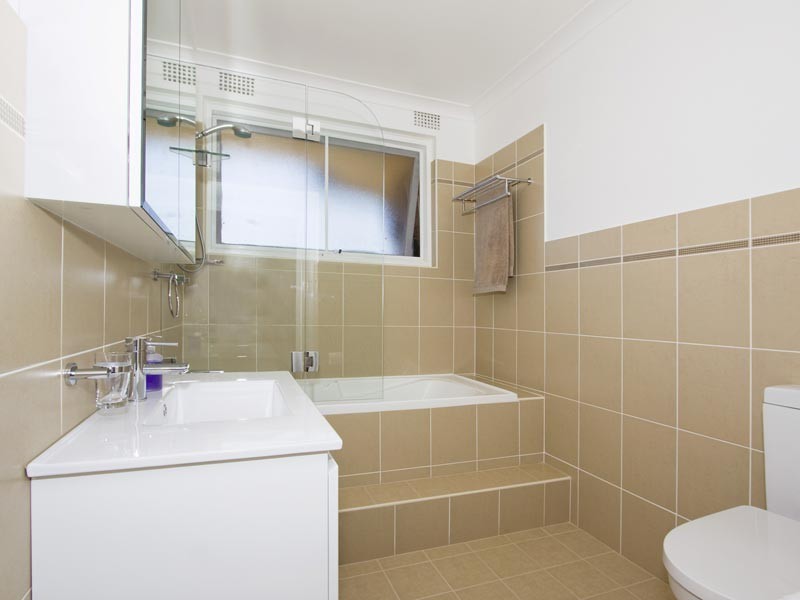 UNIT 9 / 11 PACIFIC HIGHWAY, Wahroonga NSW 2076