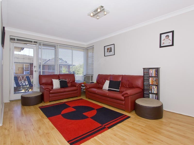 UNIT 11 / 11 PACIFIC HIGHWAY, Wahroonga NSW 2076