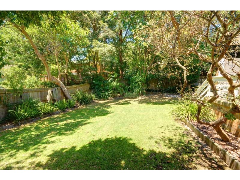 17 Putarri Avenue, St Ives NSW 2075