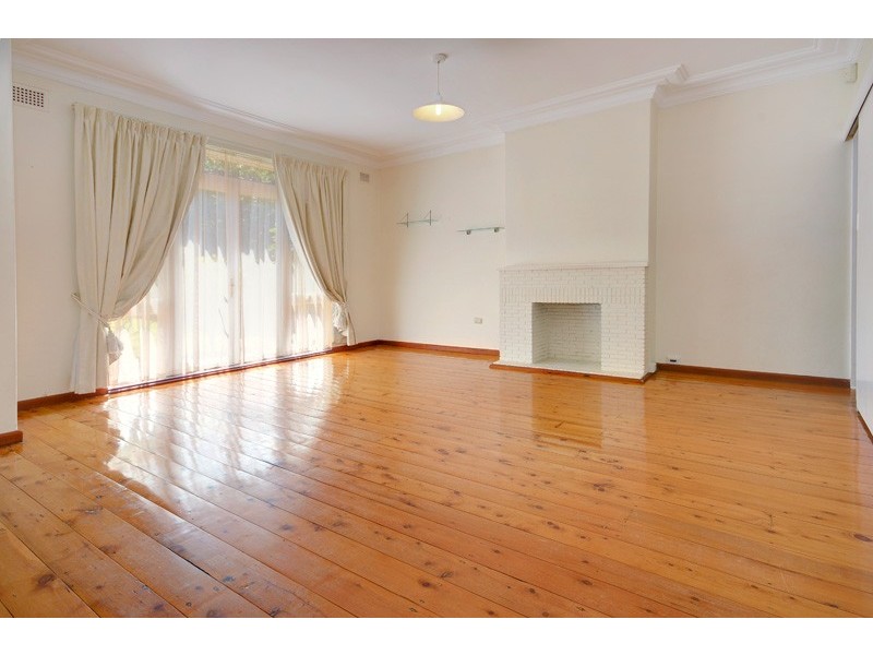 17 Putarri Avenue, St Ives NSW 2075