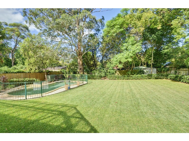 6 Gladstone Avenue, Warrawee NSW 2074