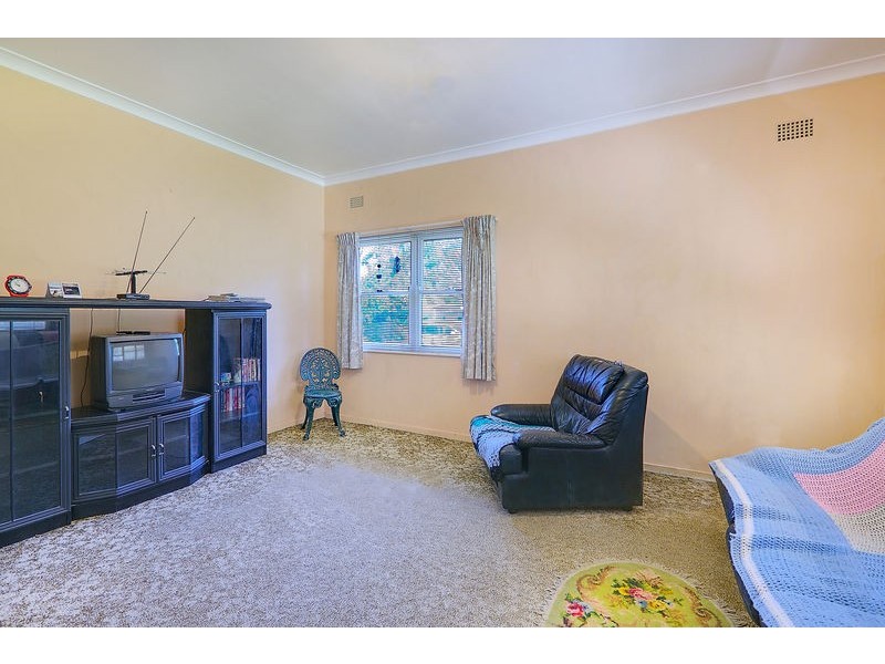 5 MILLS AVENUE, Asquith NSW 2077